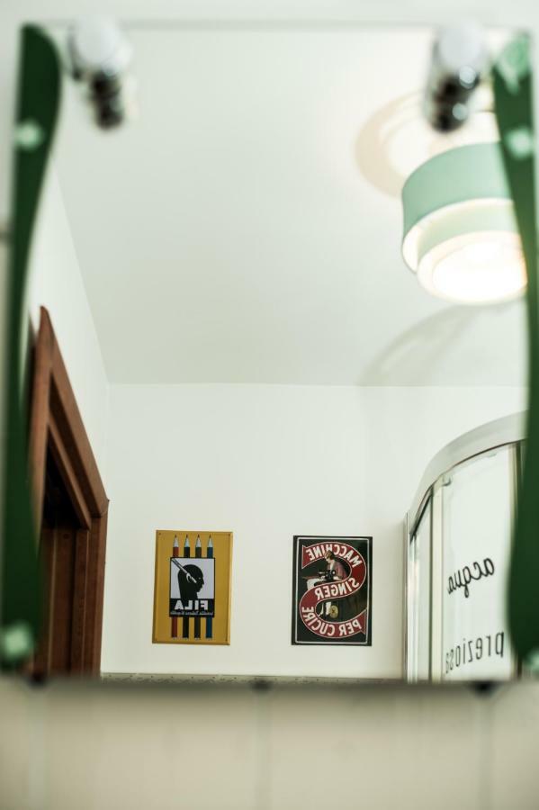 Guest Art Roma Bed & Breakfast Bagian luar foto